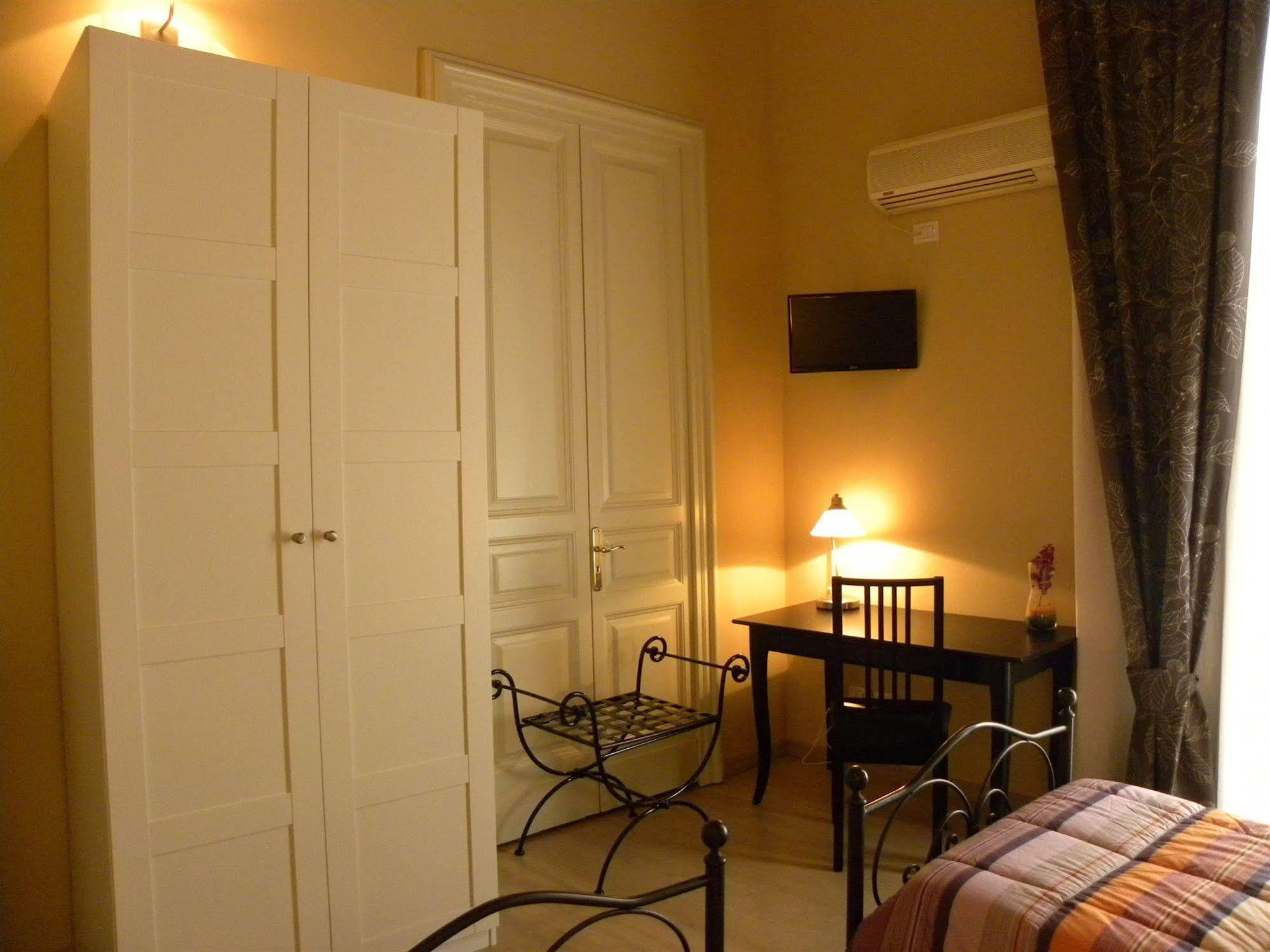 B&B Residenza Umberto CTA Exterior foto